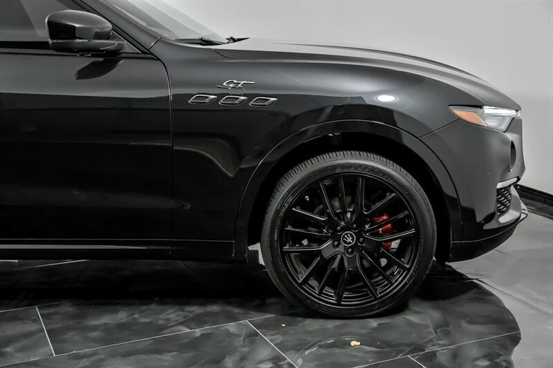 2022 Maserati Levante - Image 14 of 21