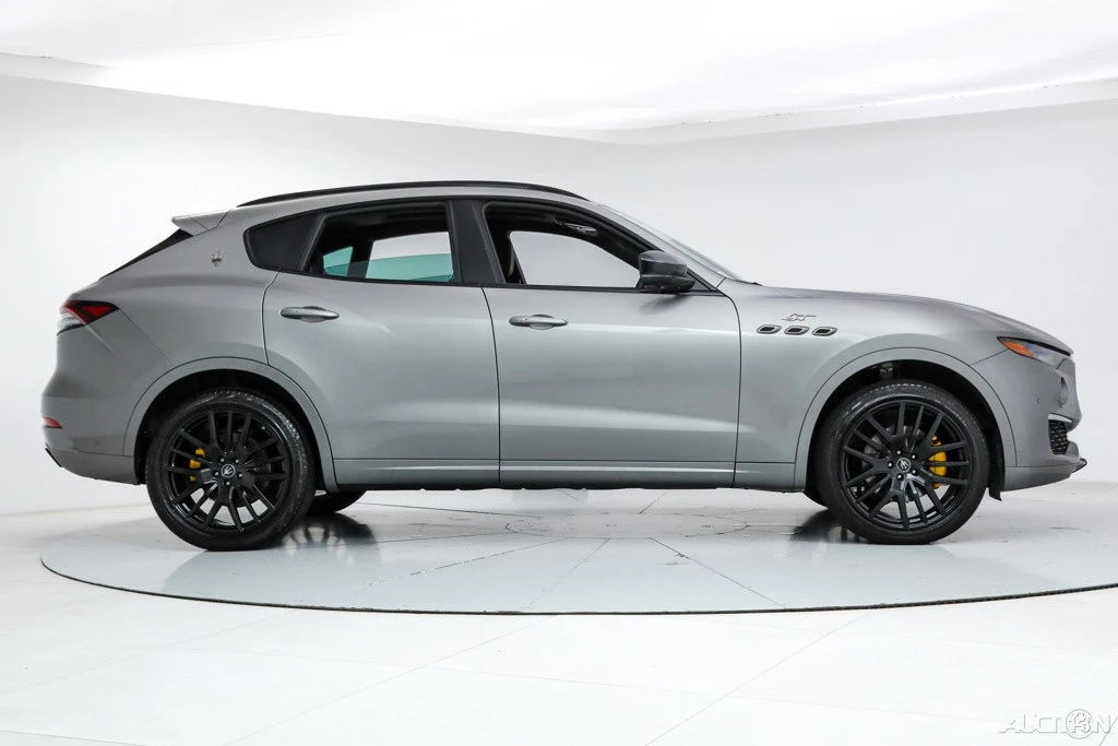 2022 Maserati Levante - Image 6 of 21