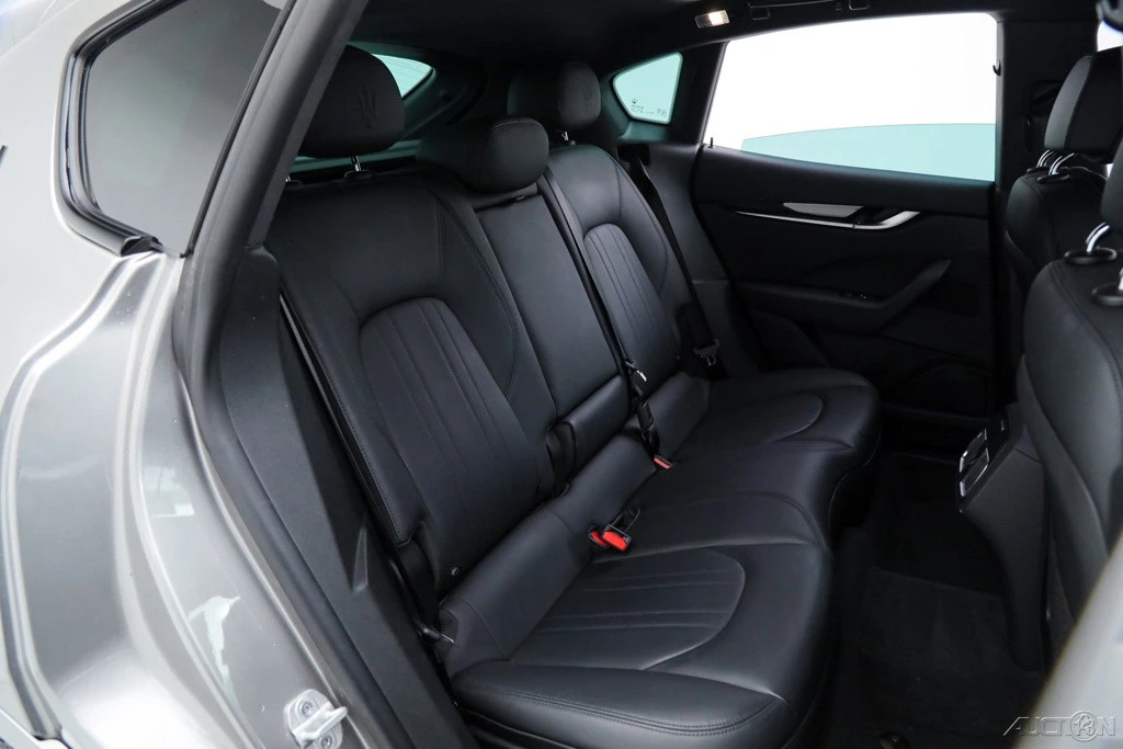 2022 Maserati Levante - Image 14 of 21