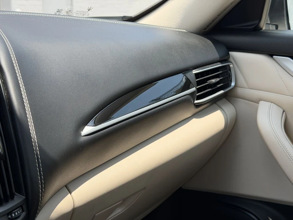 2022 Maserati Levante Modena - Image 30 of 31
