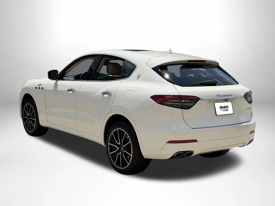 2022 Maserati Levante Modena - Image 3 of 31