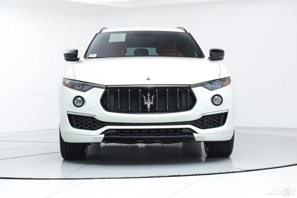 2022 Maserati Levante - Image 8 of 21