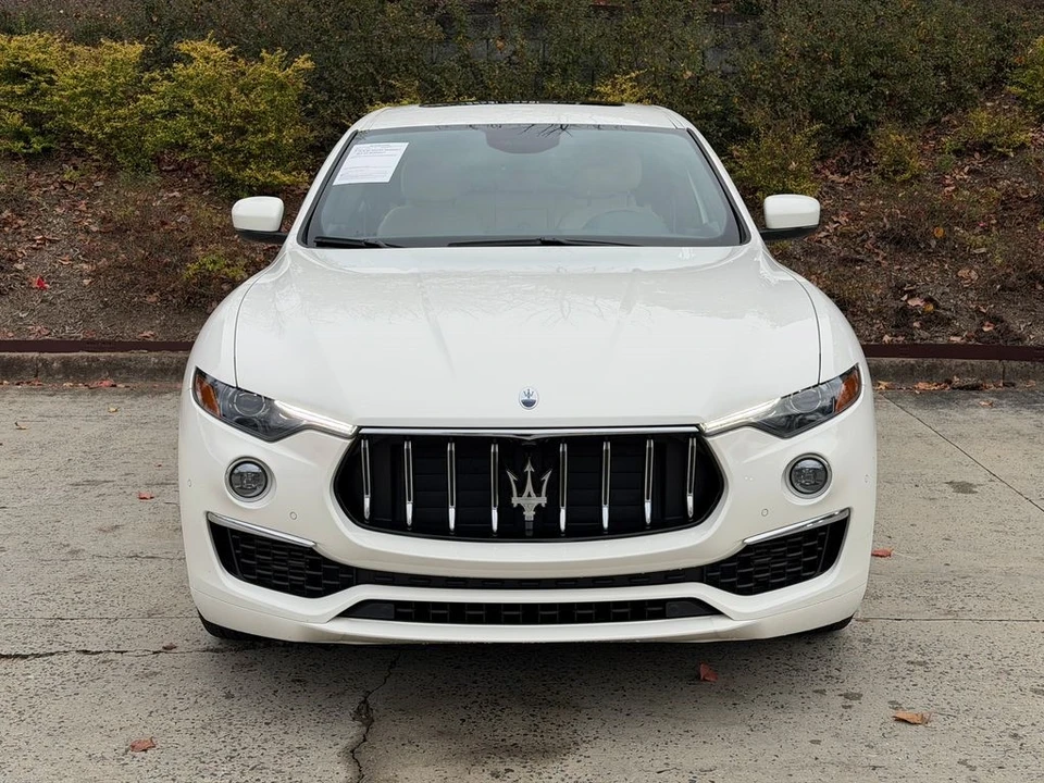 2022 Maserati Levante - Image 11 of 21