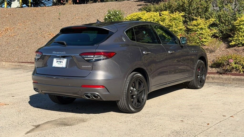 2022 Maserati Levante - Image 6 of 21