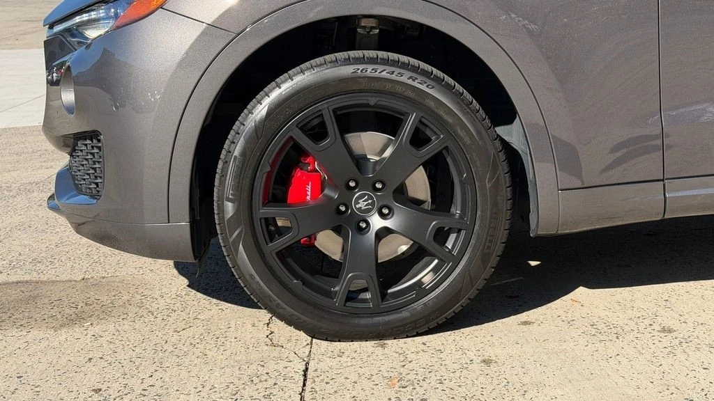 2022 Maserati Levante - Image 11 of 21
