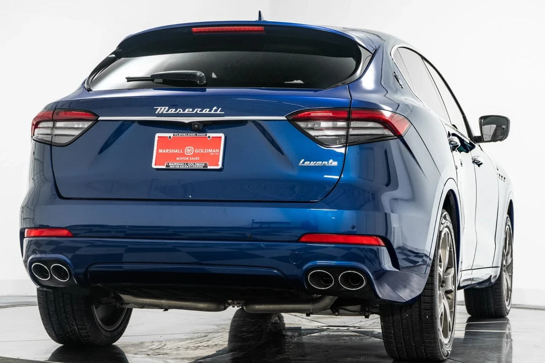 2022 Maserati Levante - Image 9 of 21