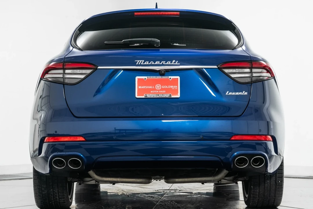 2022 Maserati Levante - Image 8 of 21