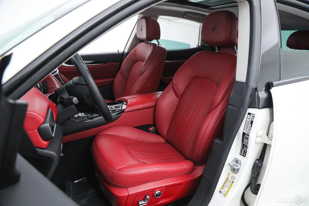 2022 Maserati Levante - Image 19 of 21