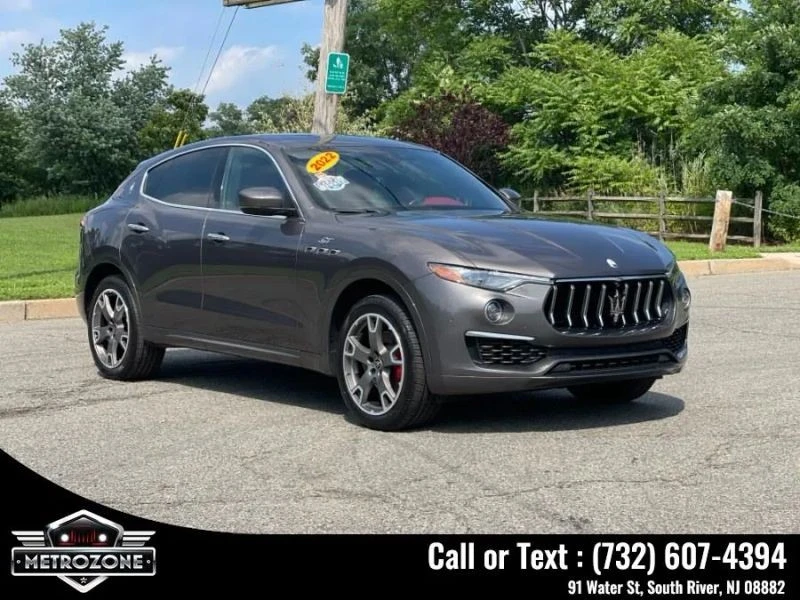 2022 Maserati Levante - Image 11 of 12