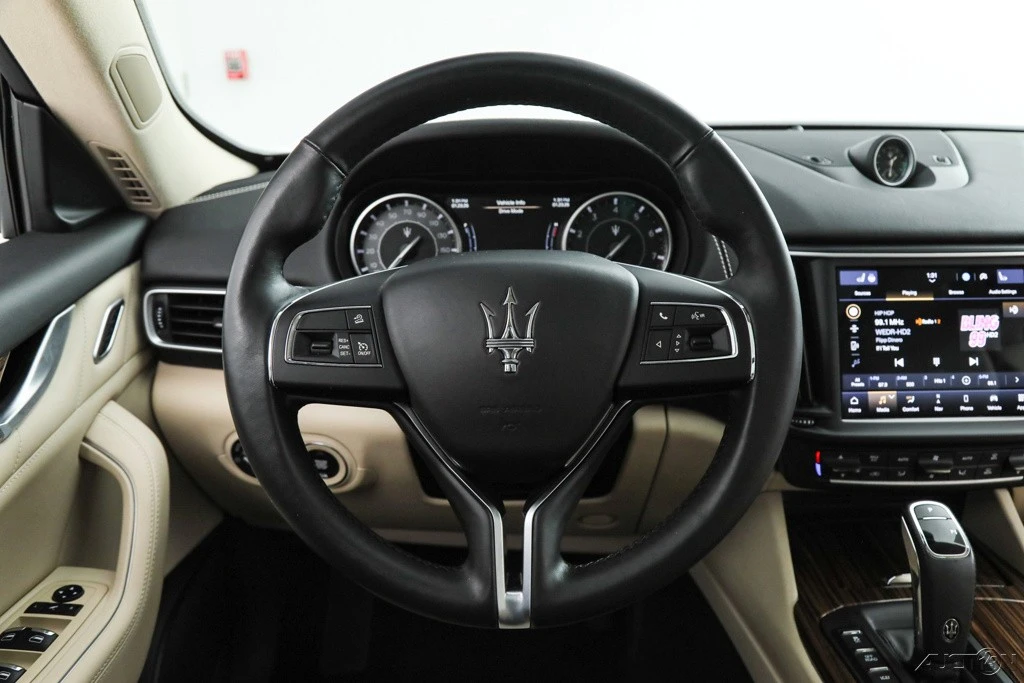 2022 Maserati Levante - Image 19 of 21