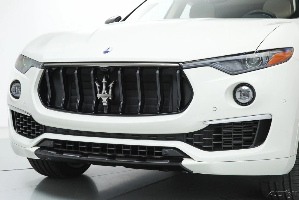 2022 Maserati Levante - Image 9 of 21