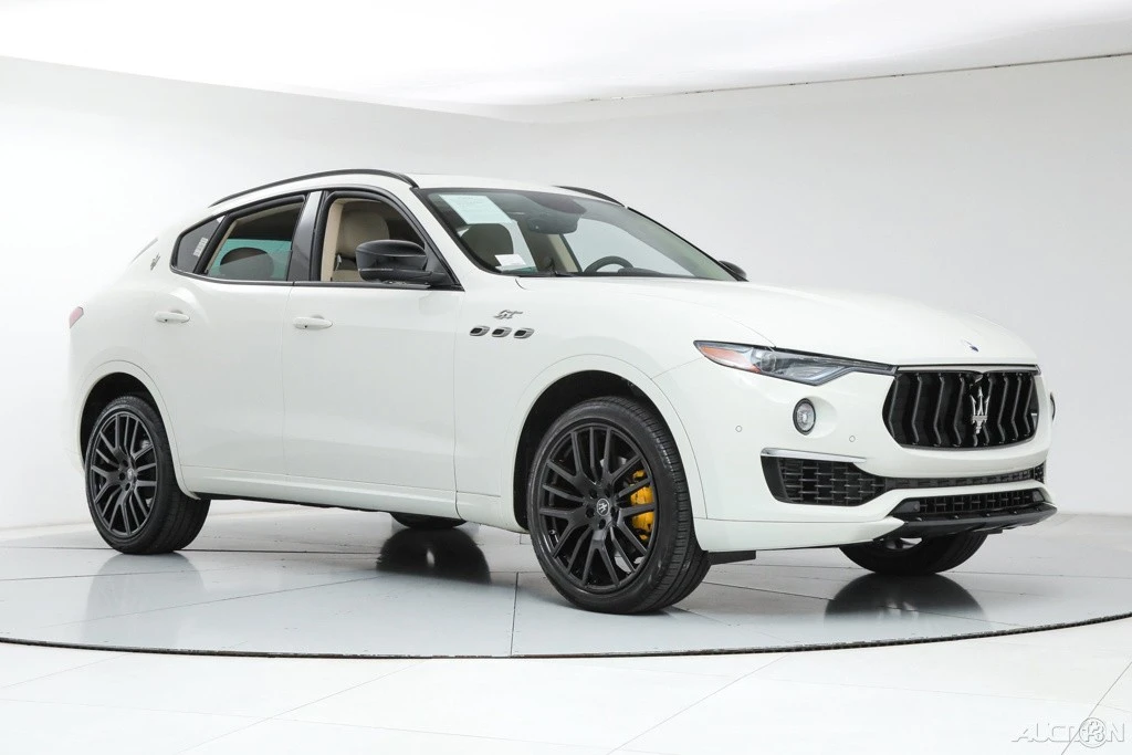 2022 Maserati Levante - Image 7 of 21