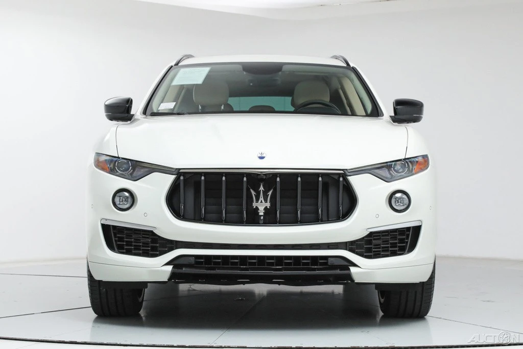 2022 Maserati Levante - Image 8 of 21