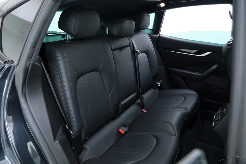 2022 Maserati Levante - Image 13 of 21