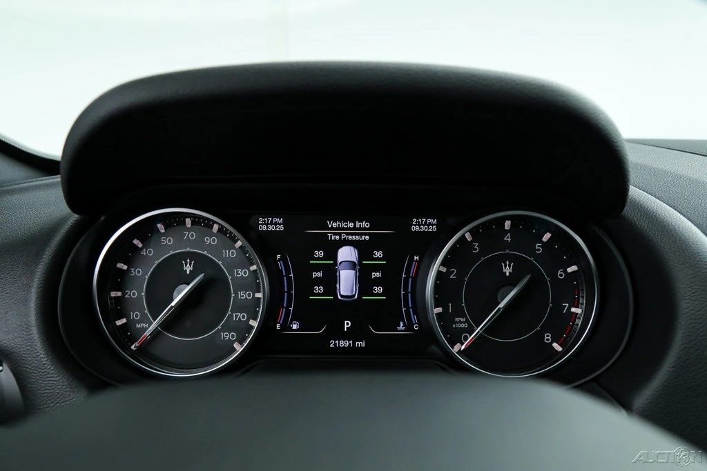 2022 Maserati Levante - Image 18 of 21