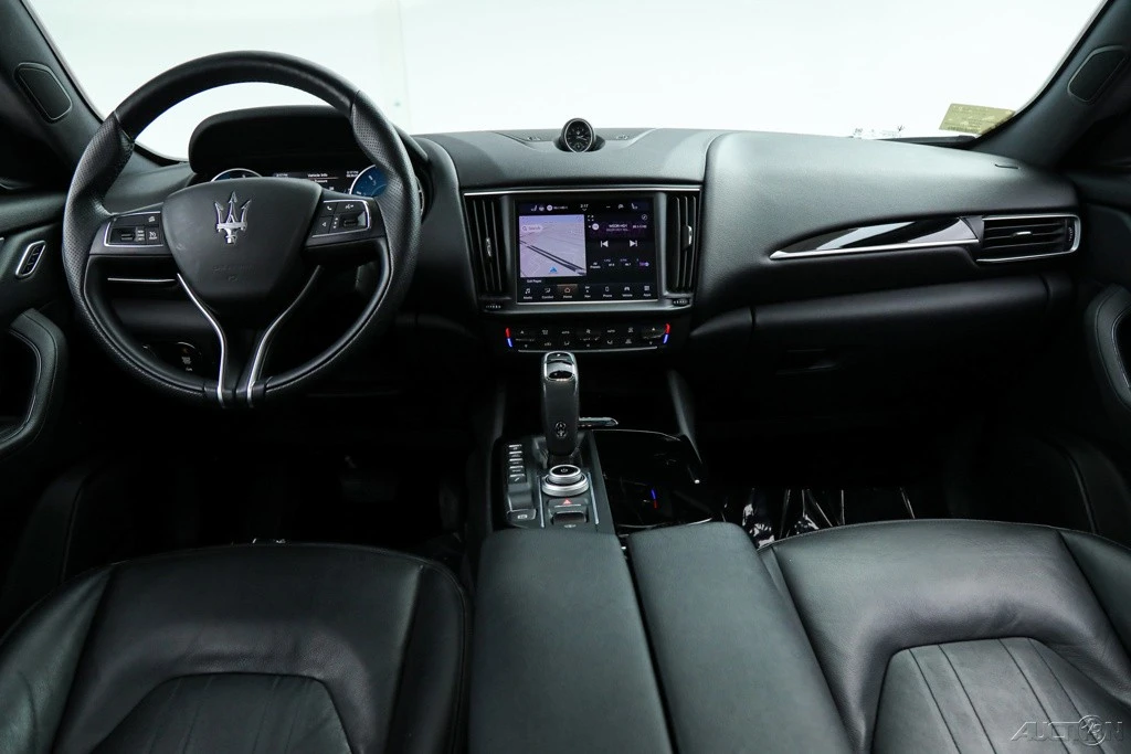 2022 Maserati Levante - Image 19 of 21