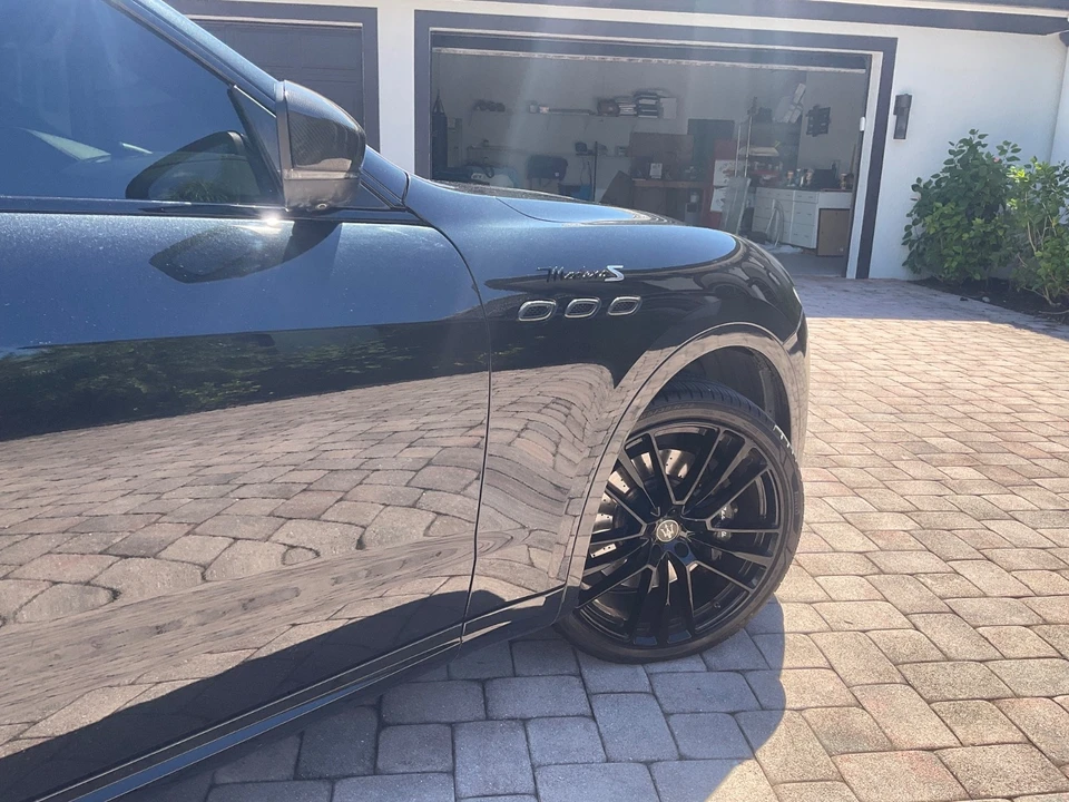 2022 Maserati Levante Modena - Image 17 of 21