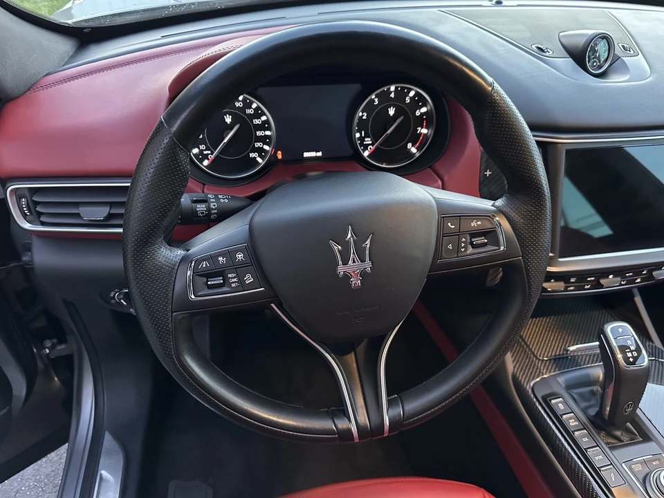 2022 Maserati Levante Modena - Image 24 of 31