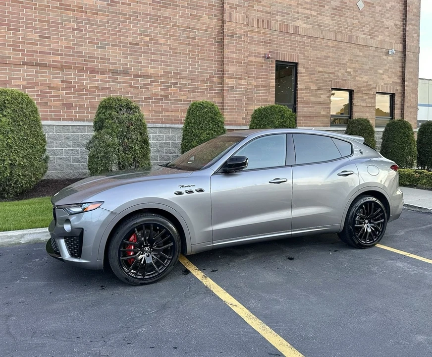 2022 Maserati Levante Modena - Image 7 of 31