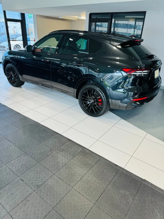 2022 Maserati Levante Modena - Image 2 of 14