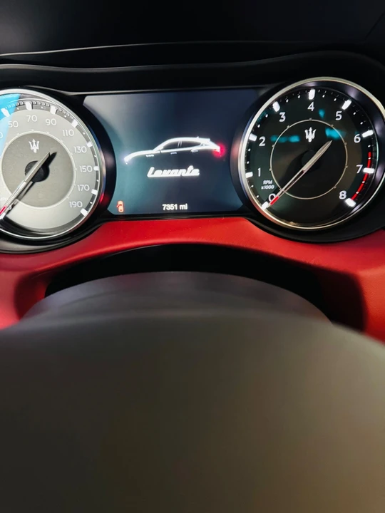 2022 Maserati Levante Modena - Image 12 of 14