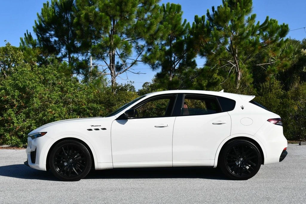 2022 Maserati Levante Modena - Image 3 of 31