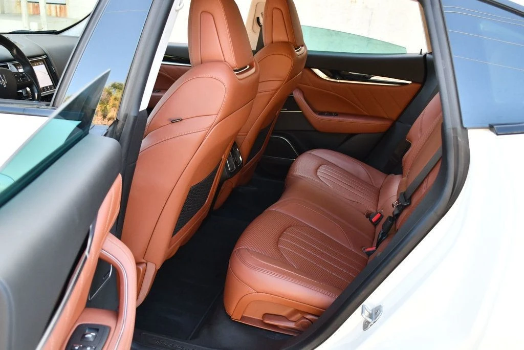 2022 Maserati Levante Modena - Image 18 of 31