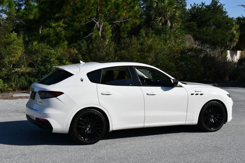 2022 Maserati Levante Modena - Image 6 of 31