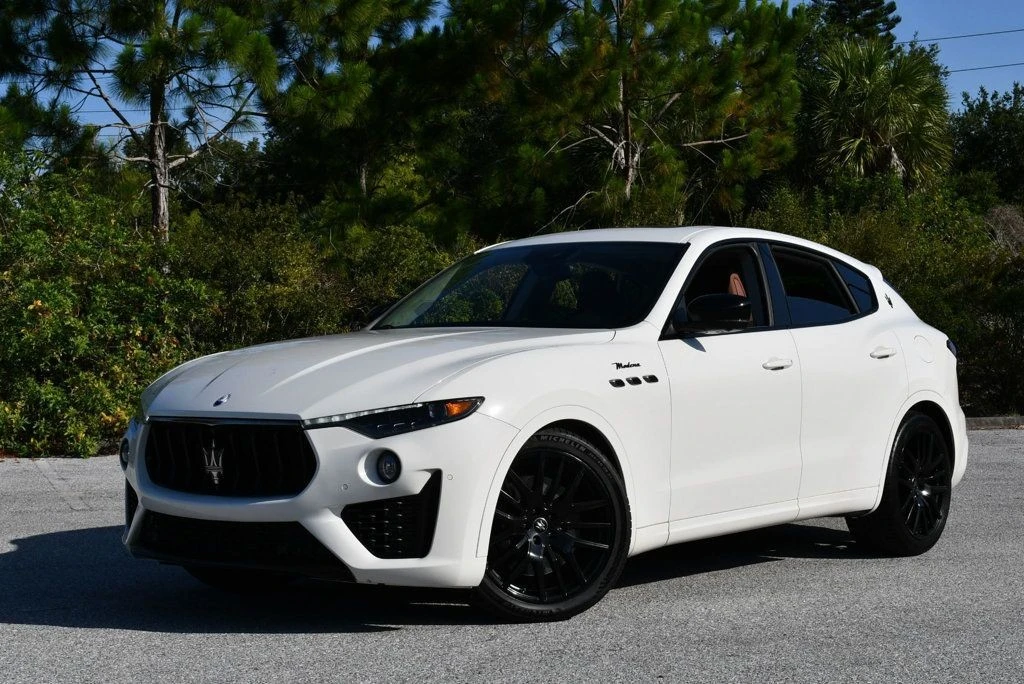 2022 Maserati Levante Modena - Image 23 of 31