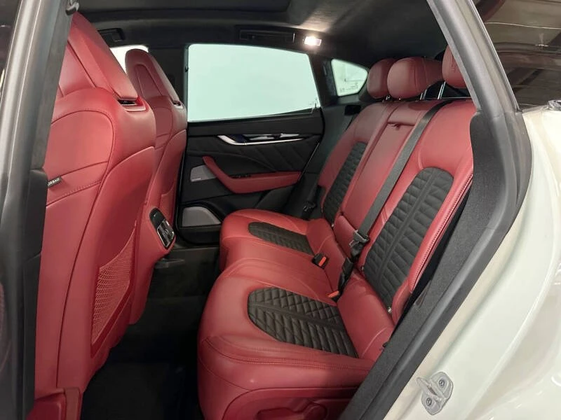 2022 Maserati Levante Modena - Image 6 of 10