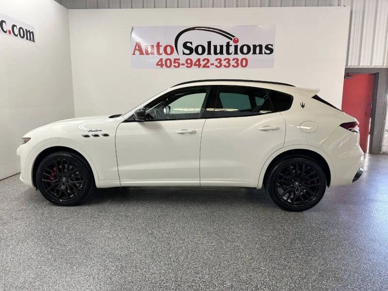 2022 Maserati Levante Modena - Image 3 of 10