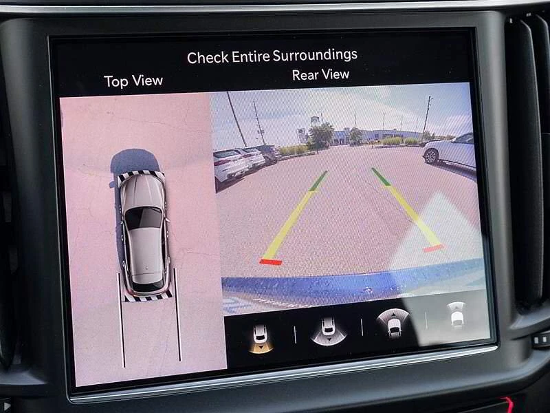 2022 Maserati Levante Modena - Image 10 of 17