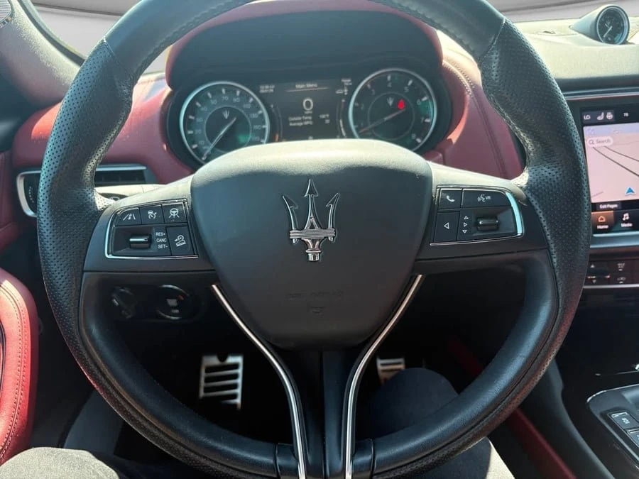 2022 Maserati Levante Modena - Image 13 of 18