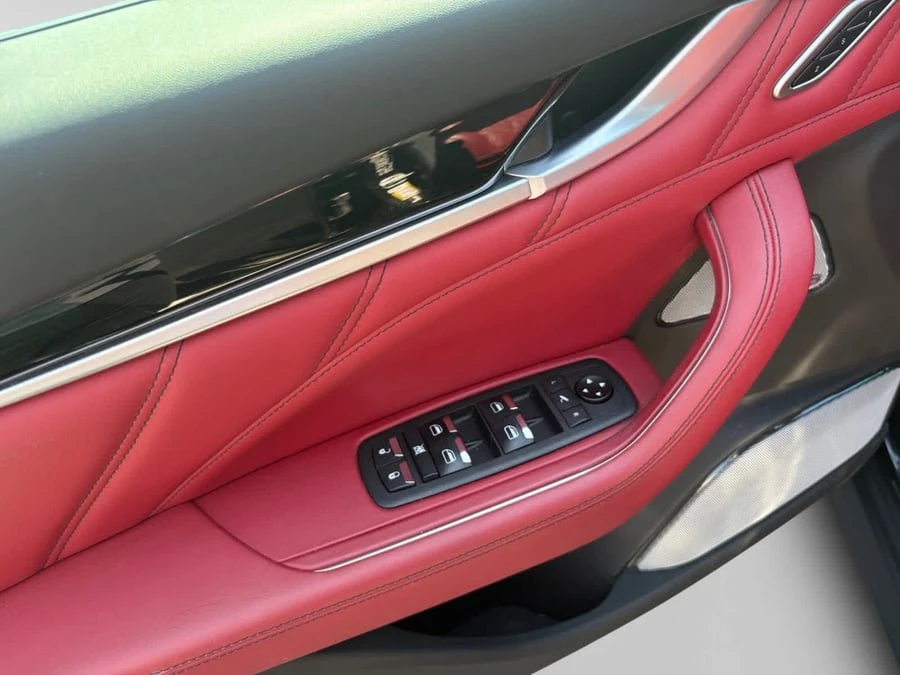 2022 Maserati Levante Modena - Image 11 of 18