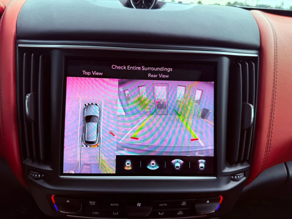 2022 Maserati Levante Modena - Image 16 of 17