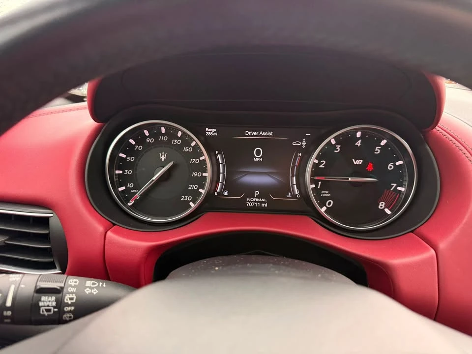 2022 Maserati Levante Modena - Image 13 of 17