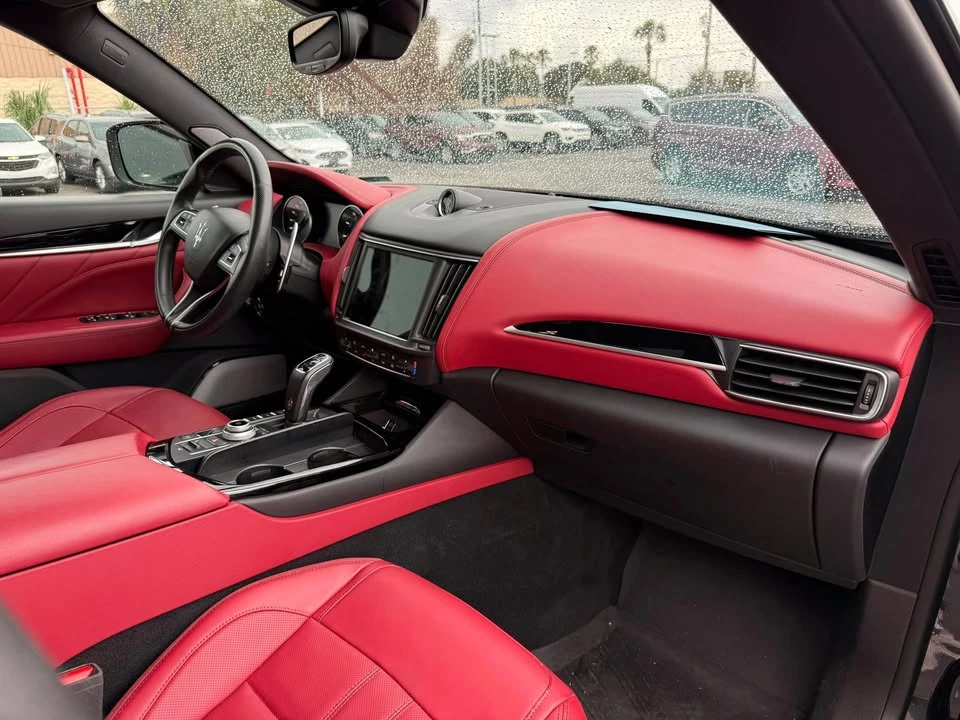 2022 Maserati Levante Modena - Image 8 of 17