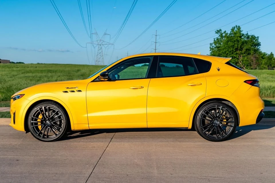 2022 Maserati Levante Modena - Image 2 of 7