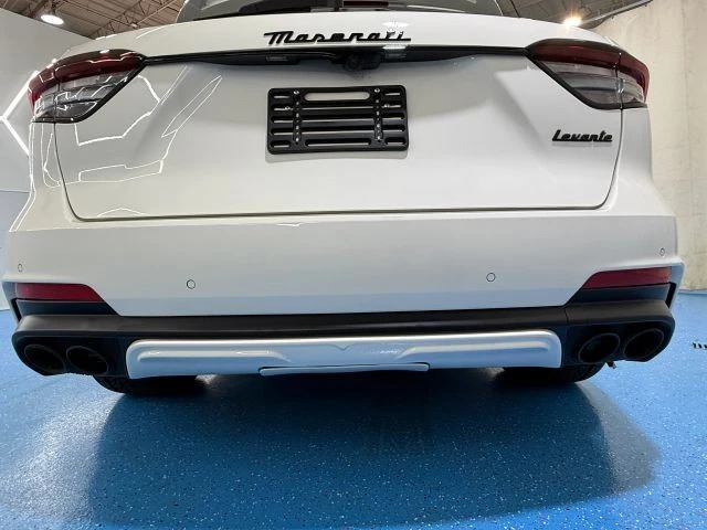 2022 Maserati Levante Modena - Image 10 of 21