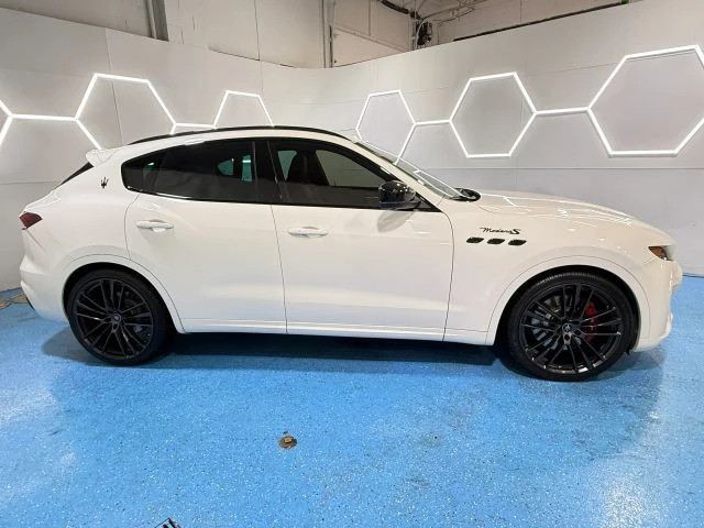 2022 Maserati Levante Modena - Image 3 of 21