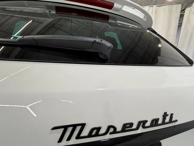 2022 Maserati Levante Modena - Image 17 of 21