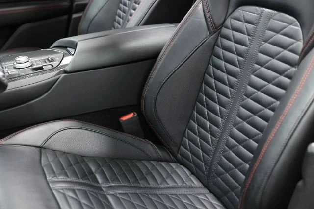 2022 Maserati Levante - Image 18 of 31