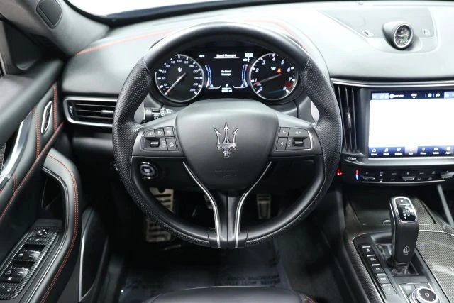 2022 Maserati Levante - Image 30 of 31