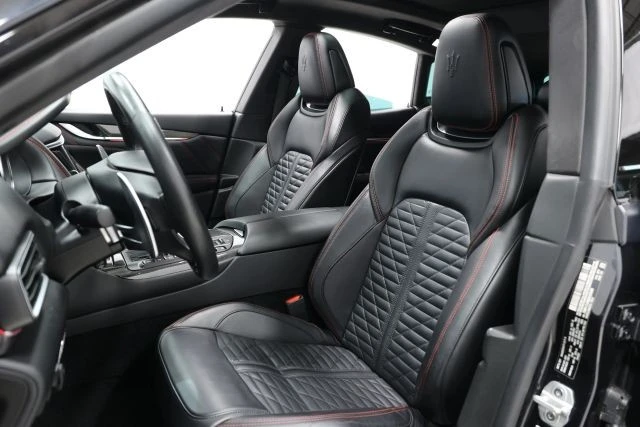 2022 Maserati Levante - Image 15 of 31