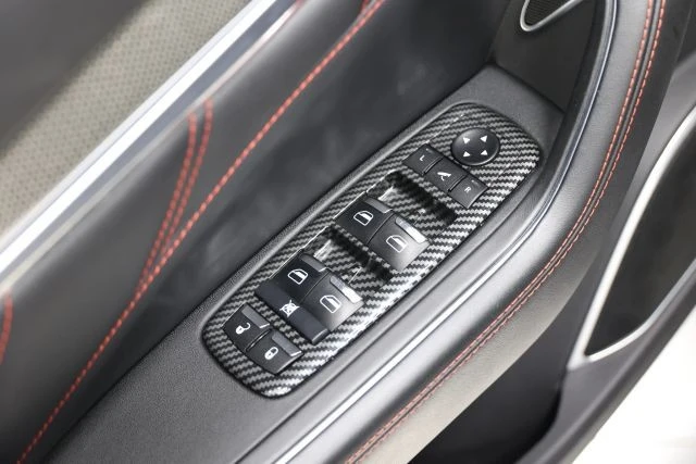 2022 Maserati Levante - Image 12 of 31