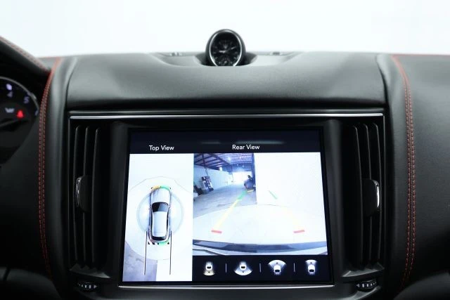 2022 Maserati Levante - Image 25 of 31