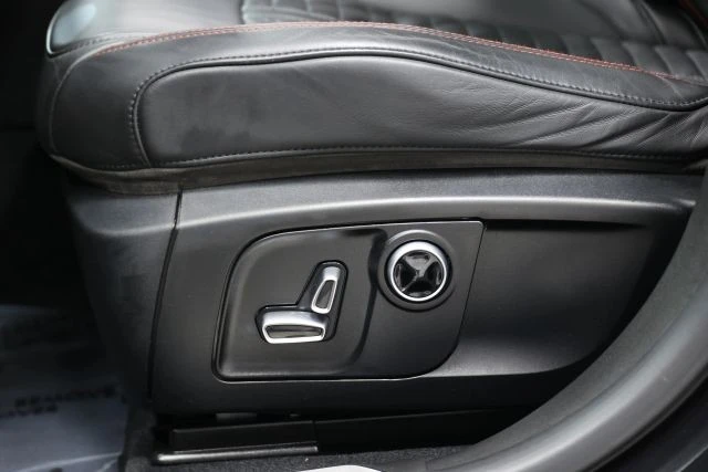 2022 Maserati Levante - Image 14 of 31