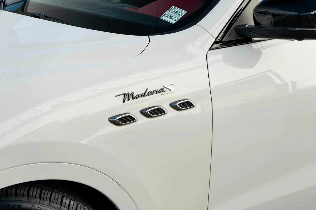 2022 Maserati Levante Modena - Image 4 of 21