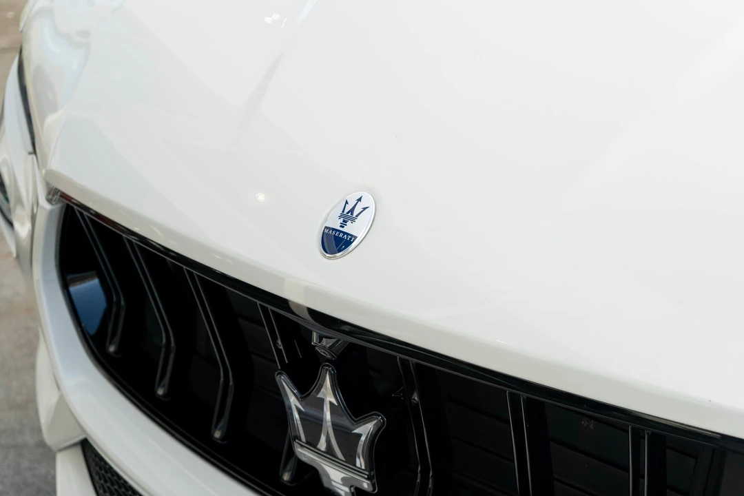 2022 Maserati Levante Modena - Image 9 of 21