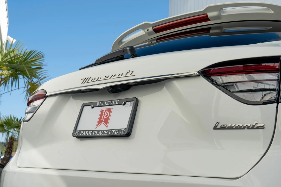 2022 Maserati Levante Modena - Image 7 of 21